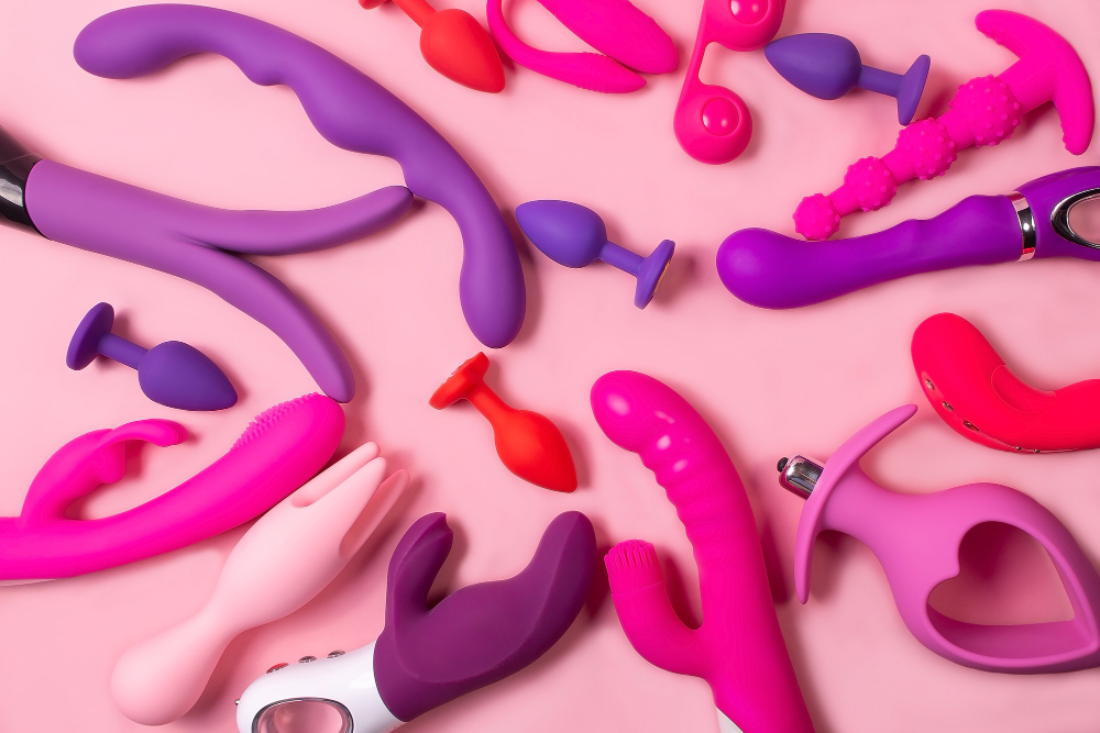 Οφέλη των Sex Toys: 8 Λόγοι για να Χρησιμοποιήσετε Παιχνίδια Απόλαυσης