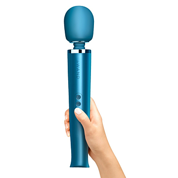 Le Wand Pink Rechargeable Massager